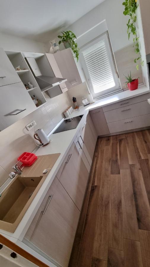 Apartman Ori Umag Bagian luar foto